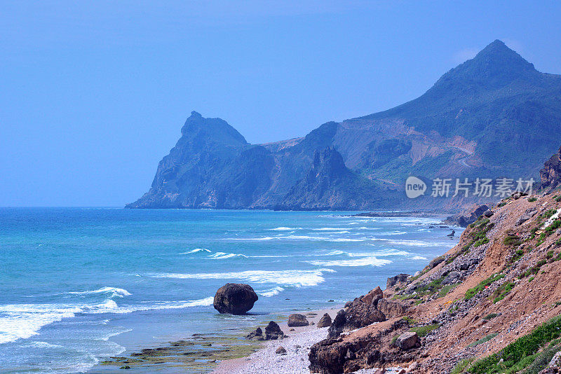 也门Al Mahrah省，阿拉伯海，月亮湾，Jadib以西的海岸线